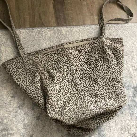 CCO! [Anthropologie] Willa Leather Tote Bag - Picture 9 of 12